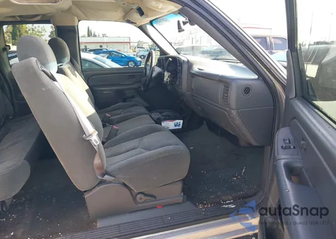 2004 Chevrolet Silverado C1500 из США, поврежденный, VIN 2GCEC19T641412868